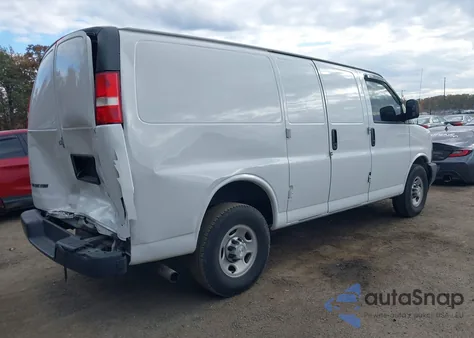 2018 Chevrolet Express 2500 Work Van from USA, damaged, VIN 1GCWGAFG2J1178424